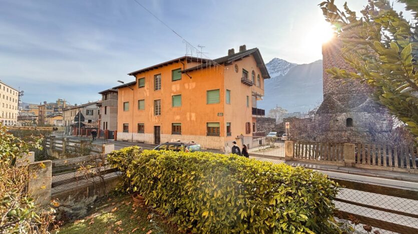 Trilocale in vendita Aosta Centro_15